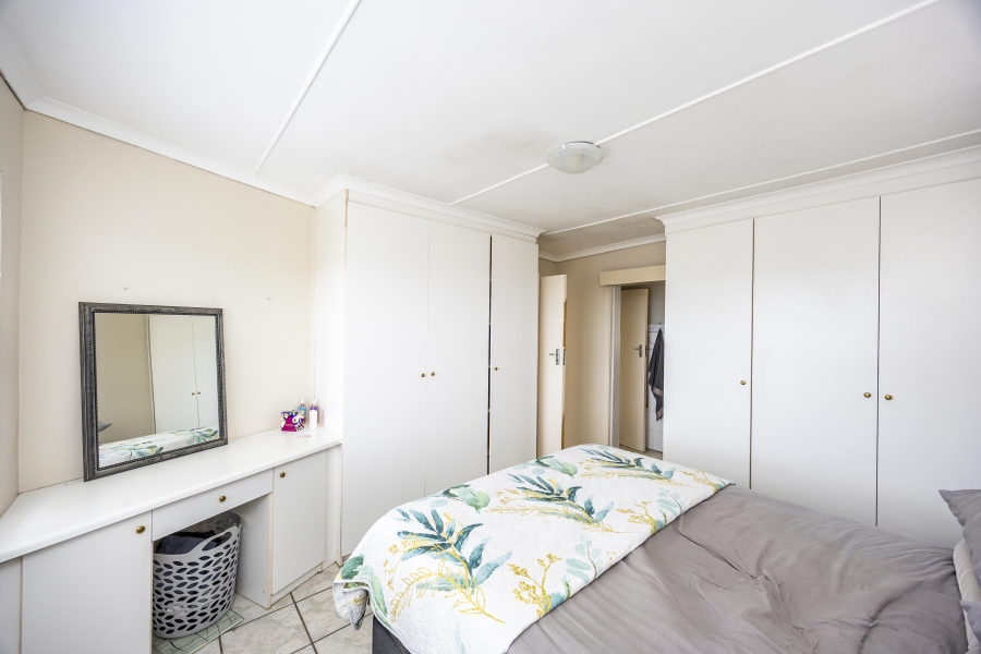 4 Bedroom Property for Sale in Beacon Bay Eastern Cape